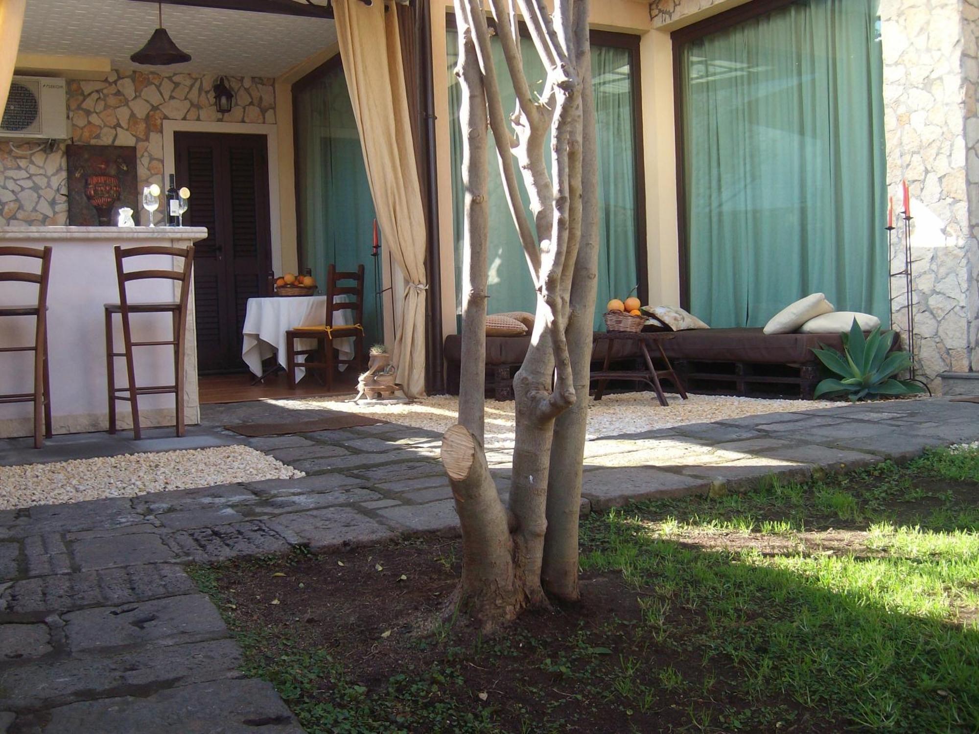 Villa Singola -Sole-Luna-Casavilladusoleil Acireale Exterior foto