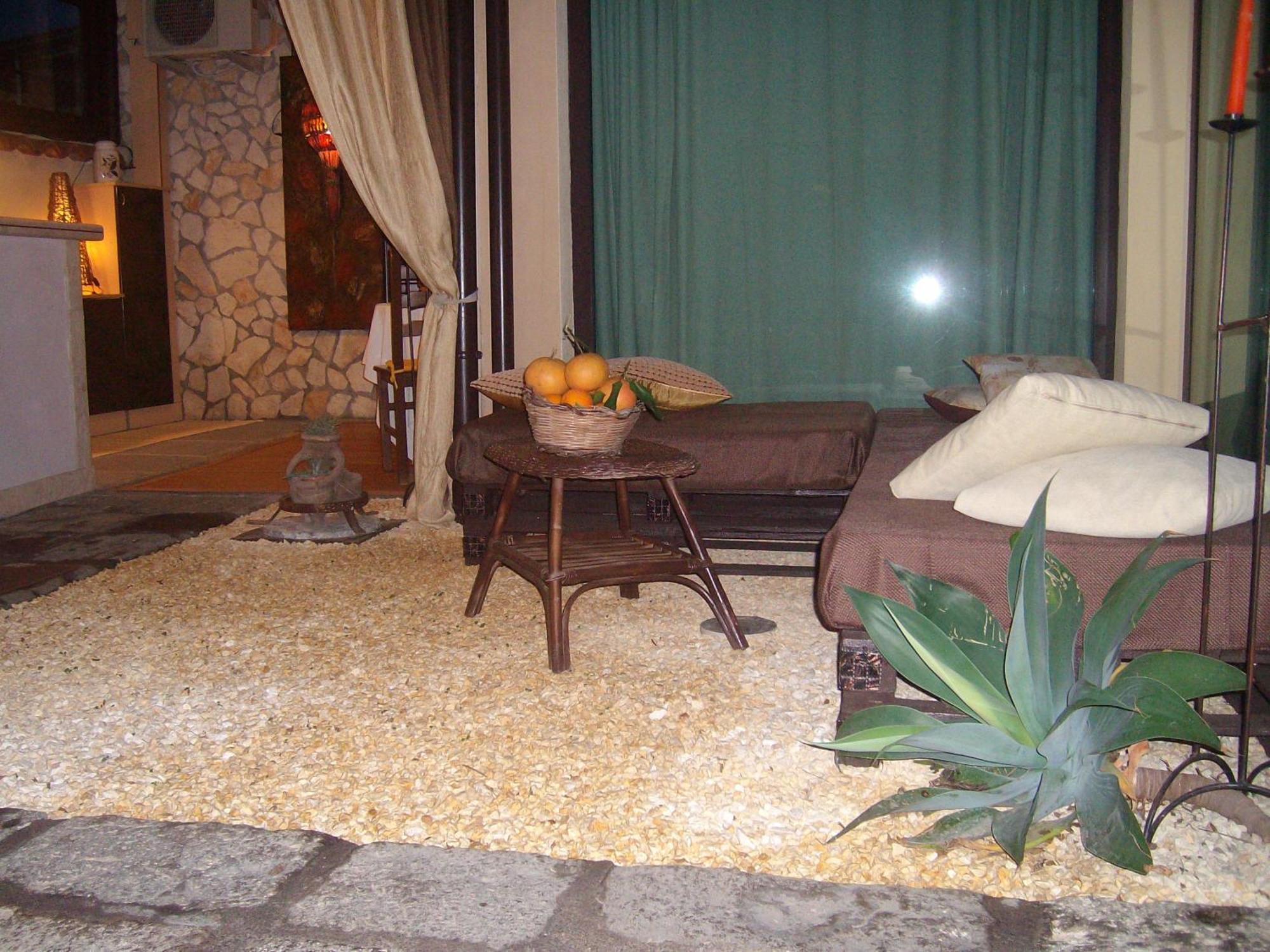 Villa Singola -Sole-Luna-Casavilladusoleil Acireale Exterior foto