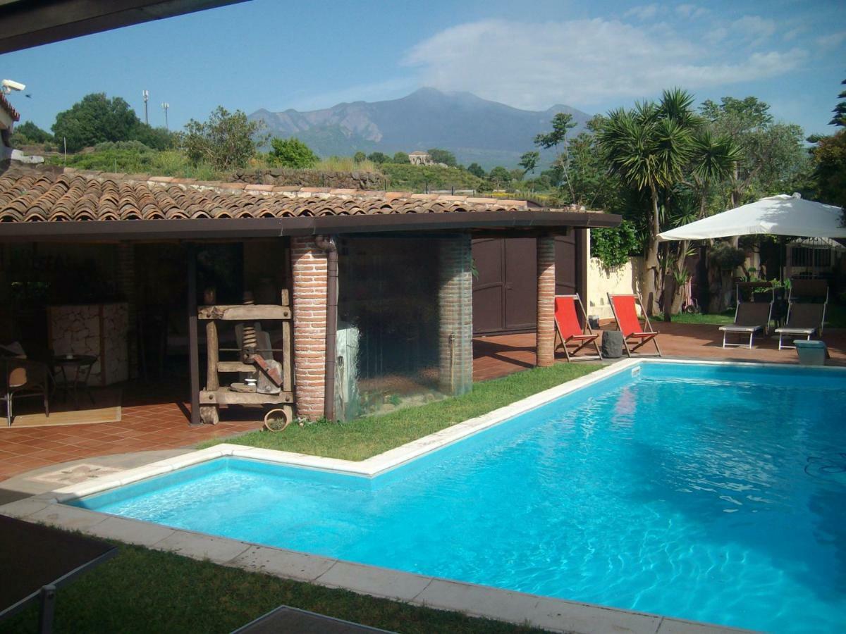 Villa Singola -Sole-Luna-Casavilladusoleil Acireale Exterior foto