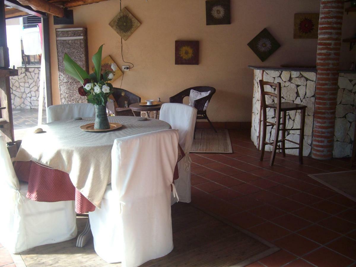 Villa Singola -Sole-Luna-Casavilladusoleil Acireale Exterior foto