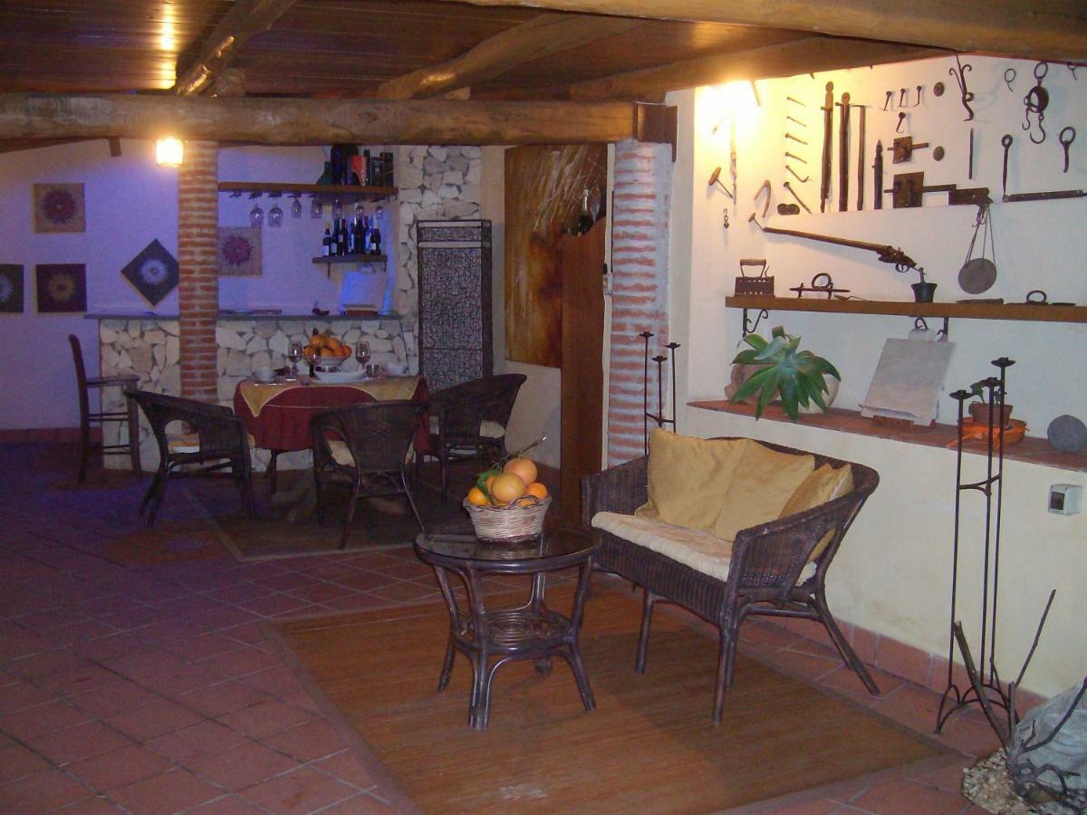 Villa Singola -Sole-Luna-Casavilladusoleil Acireale Exterior foto